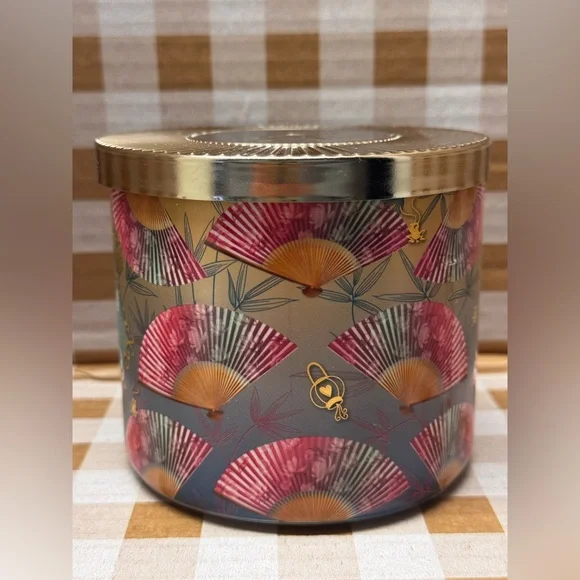 NEW B&BW Disney Princess Mulan 3 wick candle Limited Edition - Picture 4 of 5